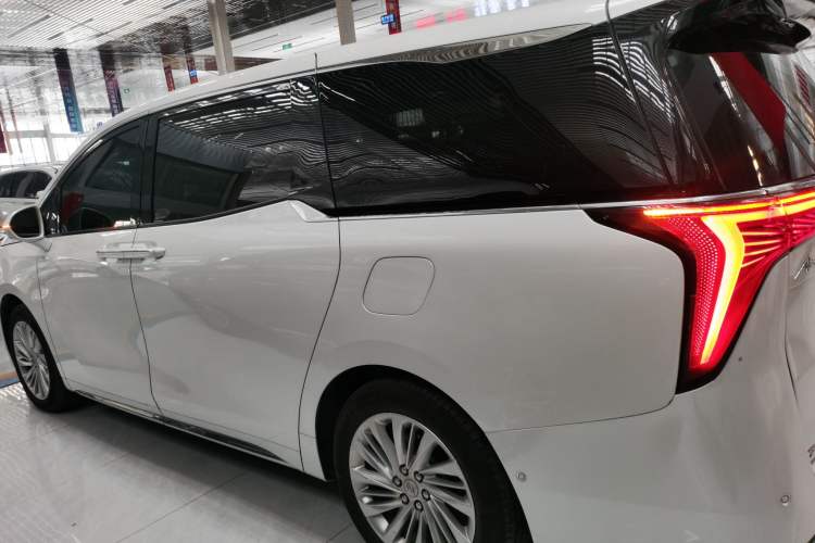 Used Buick Century 2023 2.0T Seven-Seater Yinshi Edition