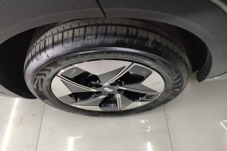 Used Geely Galaxy E5 2026 Model 610km Long-Distance Edition
