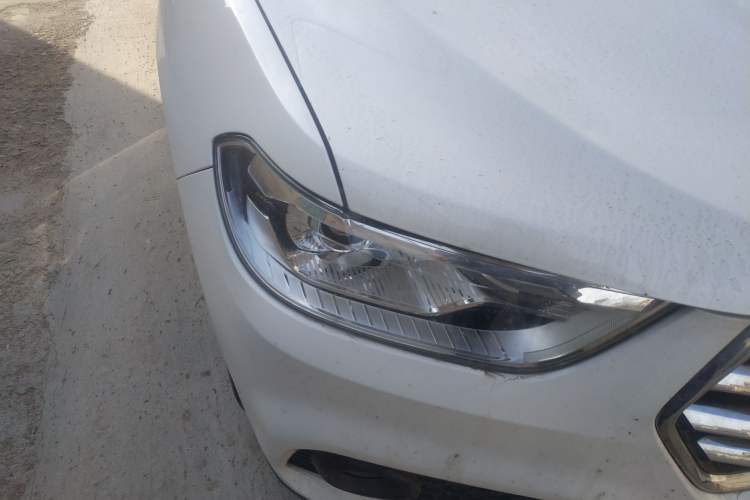 Used Haval H2 2018 1.5T Dual-Clutch Two-Wheel Drive Fashion Model China VI Standard