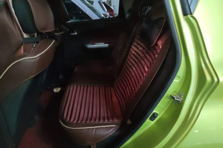 Used CHANGAN Benni 2015 1.4L IMT Luxury Model China IV
