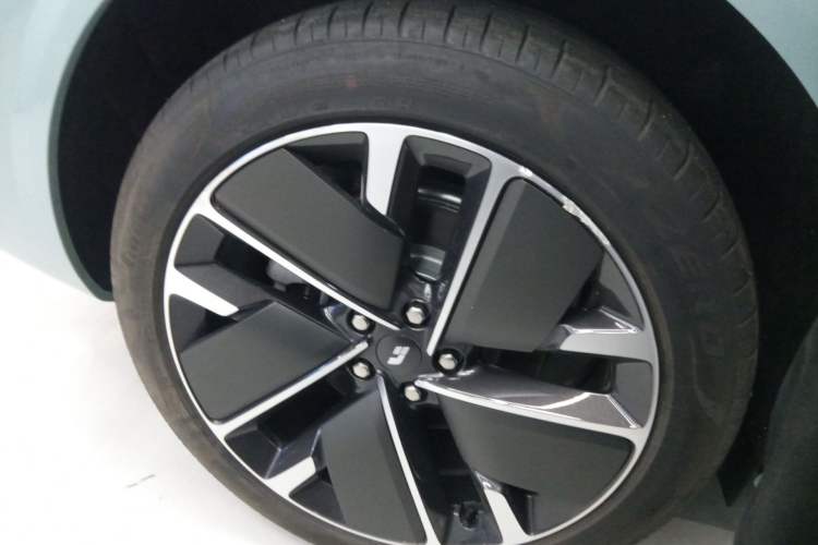 Used Li Auto L6 2025 Pro Smart Refresh Edition
