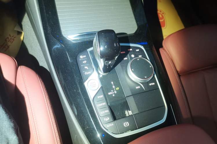 Used BMW X3 2023 Restyled xDrive30i Leading Edition M Night Sky Package Gear Lever