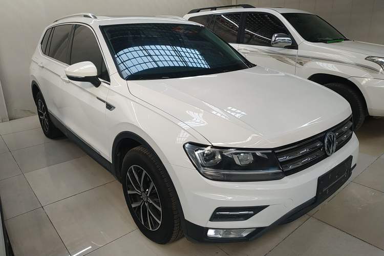 Used Volkswagen Tiguan L 2018 330TSI Automatic Two-Wheel Drive Luxury Edition
