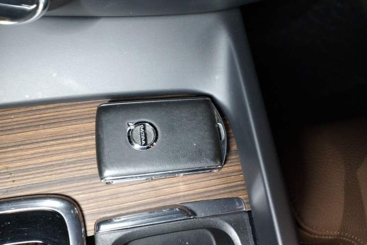 Used Volvo S60 2021 T4 Zhiyuan Luxury Edition Interior 1