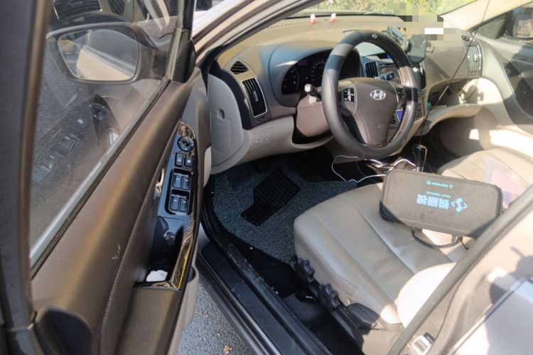 Used Hyundai Celesta 2011 1.6L Automatic Luxury Version
