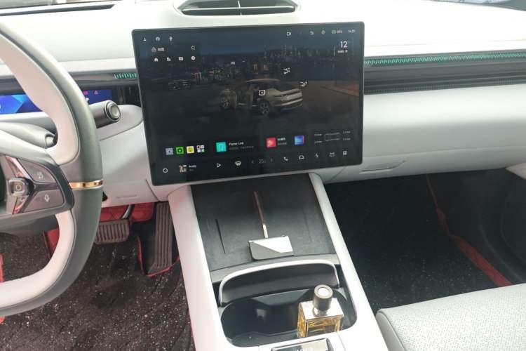 Used Lynk & Co Z10 2025 95 kWh 702 km All-Wheel Drive Intelligent Driving Ultra