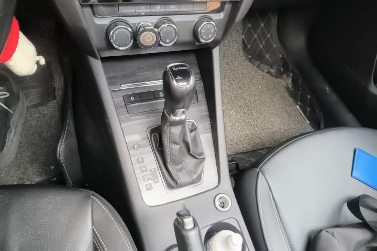 Used Skoda Octavia 2017 1.6L Automatic Smart Drive Edition