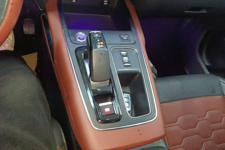 Used Citroen C5 AIRCROSS New Energy 2020 1.6T Four-Wheel Drive Plug-in Hybrid Luxury Model