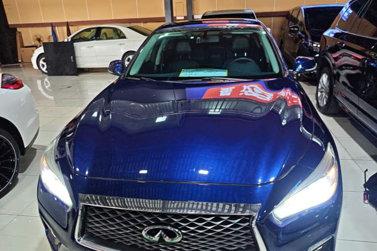 Used Infiniti Q50L 2018 2.0T Comfort Edition China VI Standard
