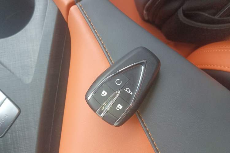 Used CHANGAN UNI-V 2023 2.0T Leading-Speed Edition
