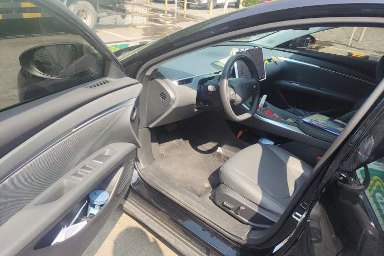 Used XPeng MONA M03 2024 620 with Ultra-Long Range
