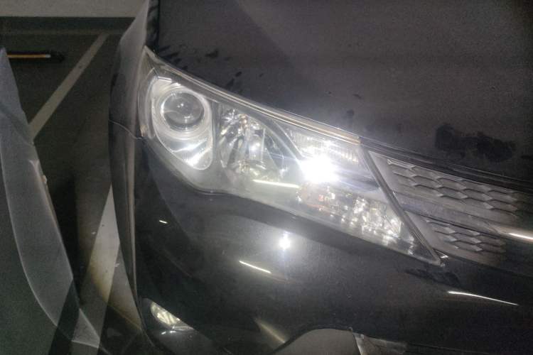 Used Toyota RAV4 2013 2.0L CVT Four-Wheel Drive New Edition