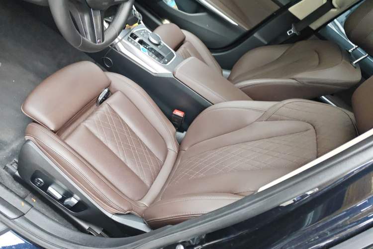 Used BMW i3 2022 eDrive 35 L