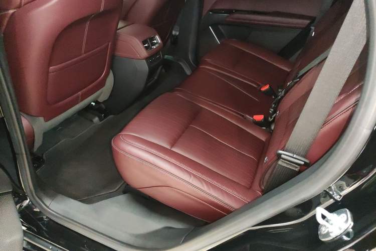 Used Cadillac XT5 2025 2.0T Platinum Edition