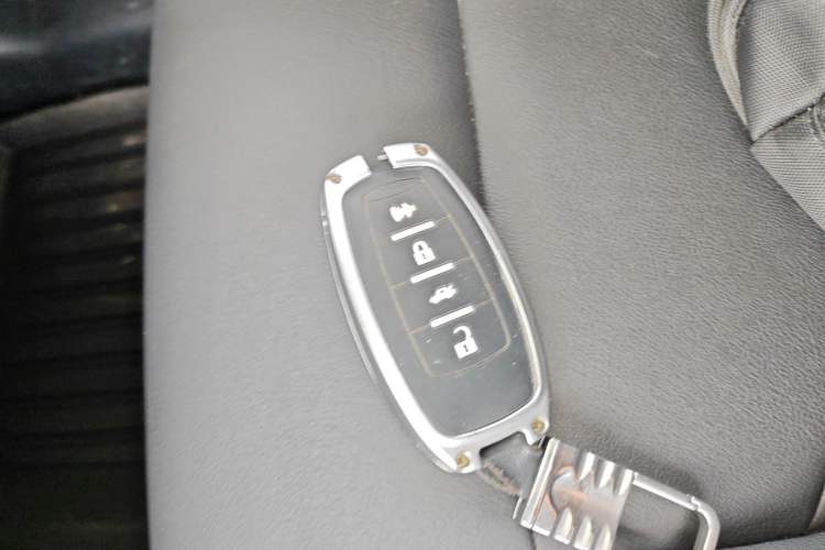 Used Haval M6 2019 1.5T DCT Two-Wheel Drive Elite Version China VI Standard
