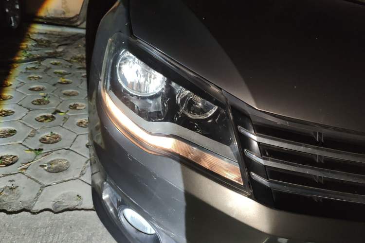 Used Volkswagen Bora 2015 Value Edition 1.6L Manual Fashionable Style
