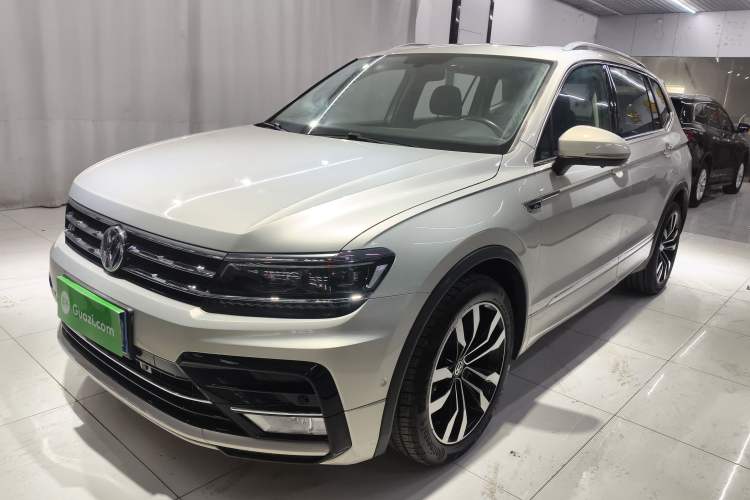 Used Volkswagen Tiguan L 2019 Restyled 330TSI Automatic Two-Wheel Drive R-Line Flagship Version China VI Standard