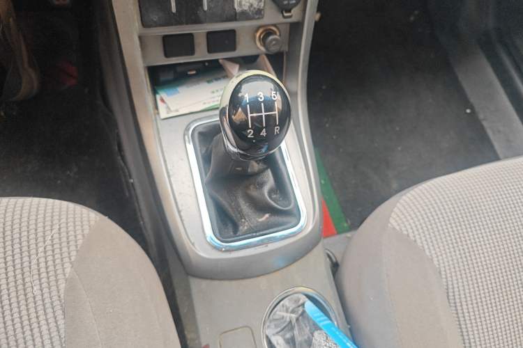 Used Geely Auto Classic Emgrand 2013 Sedan 1.5L Manual Entry-Level Model
