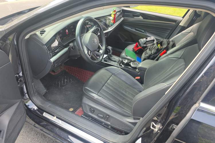 Used Volkswagen Passat 2023 330TSI Starry Elite Edition Left Front Seat