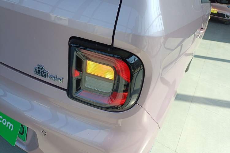 Used Geely Galaxy Panda 2024 Panda Mini 200km Endurance Bear