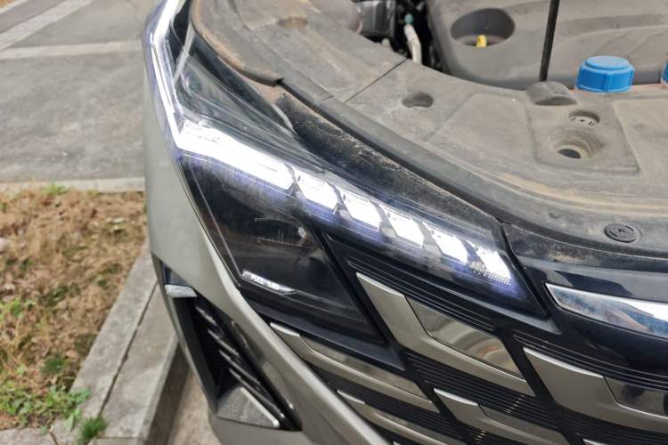 Used Changan UNI-Z New Energy 2024 Blue Whale Smart Electric iDD 125km Excellence Model