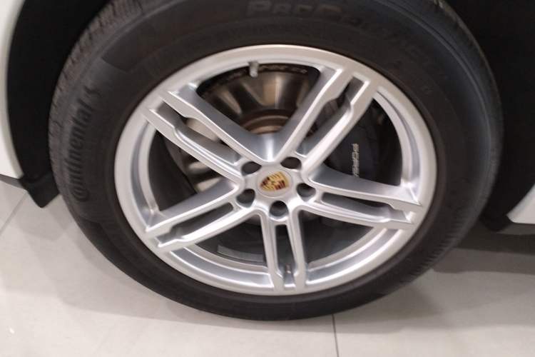 Used Porsche Macan 2024 Macan 2.0T