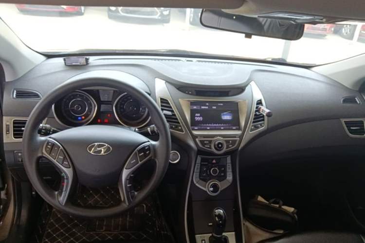 Used Hyundai Elantra (5th Generation / Langdong) 2016 1.6L Automatic Prestige Model
