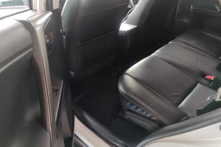 Used Toyota RAV4 2018 2.5L Automatic 4x4 Elite i Edition Left Rear Seat