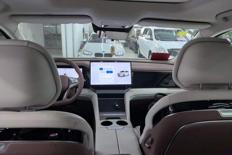 Used BYD Xia 2025 DM-i 1.5T 180km Beyond Edition
