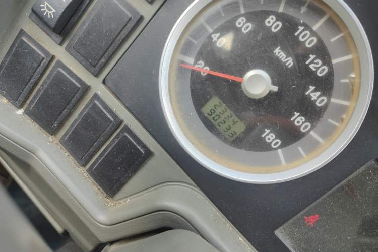 Used Iveco Daily 2014 2.5T-A35 NJ6484ACM47Z4