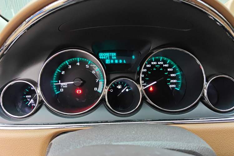 Used Buick Enclave 2014 3.6L Two-Wheel Drive Elite Comfort Version
