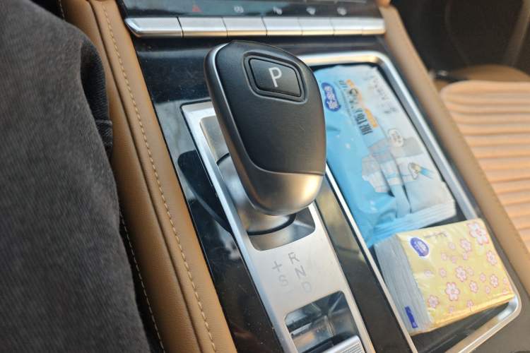 Used Venucia Star 2020 260T Automatic 48V Mild Hybrid Turbocharged Starry Edition