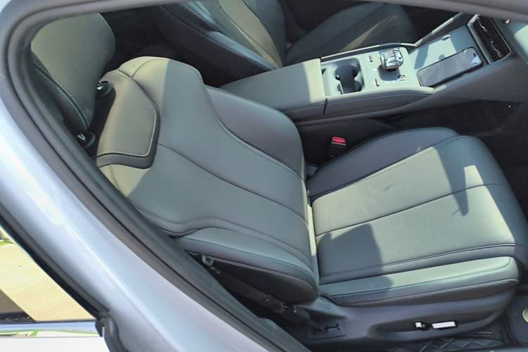 Used BYD Qin L 2024 DM-i 120KM Beyond Model
