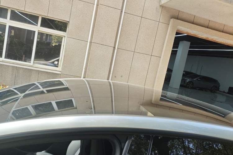 Used Tesla Model Y L 2025 Model Long-Range All-Wheel-Drive Version
