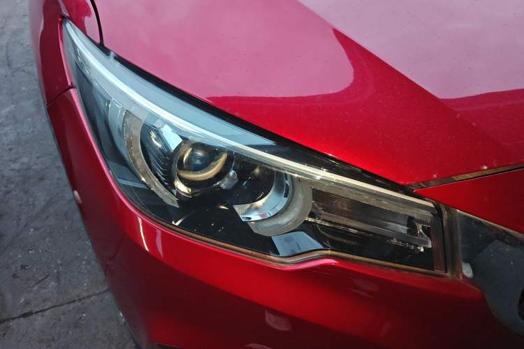 Used MG ZS 2017 1.5L Manual Deluxe Internet Edition