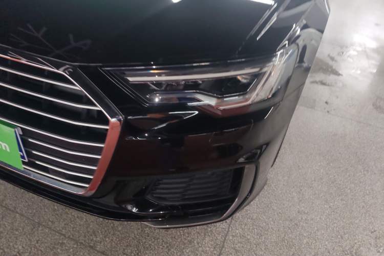 TDK.VehicleDetails.img