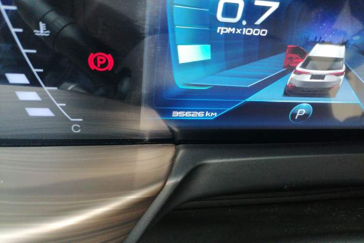 Used Bestune T77 2020 PRO 280 TID Automatic Luxury Model Odometer Close Up