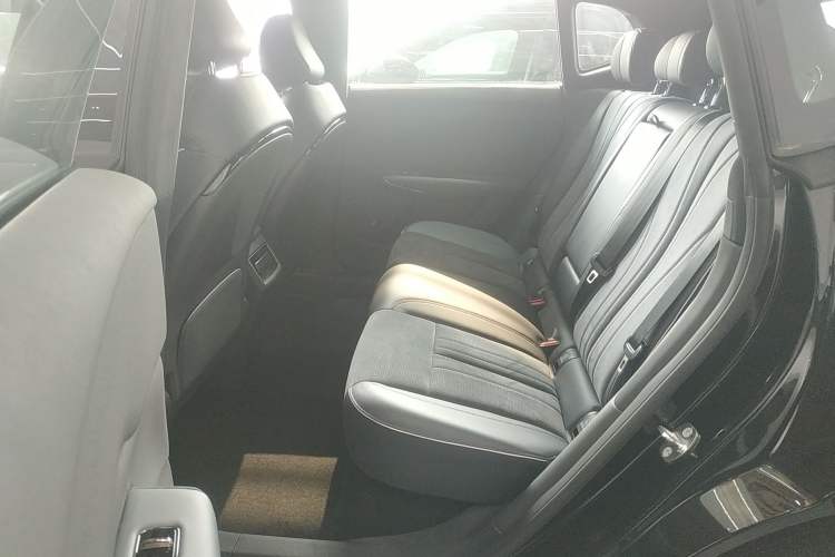 Used VOYAH COURAGE 2024 Four-Wheel Drive Global Edition Interior 4