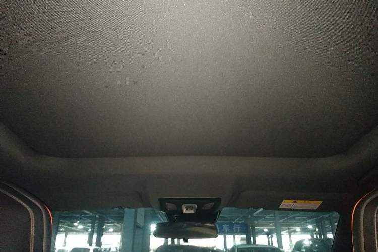 Used Changan UNI-V 2022 1.5T Prestige Version