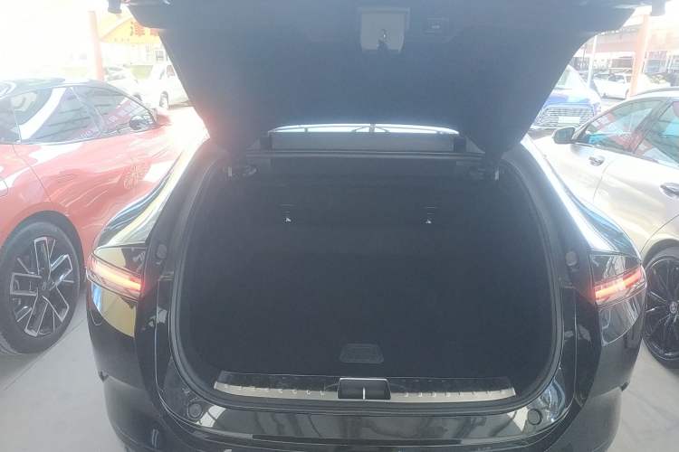 Used Avatr 12 2025 Ultra Extended-Range Edition