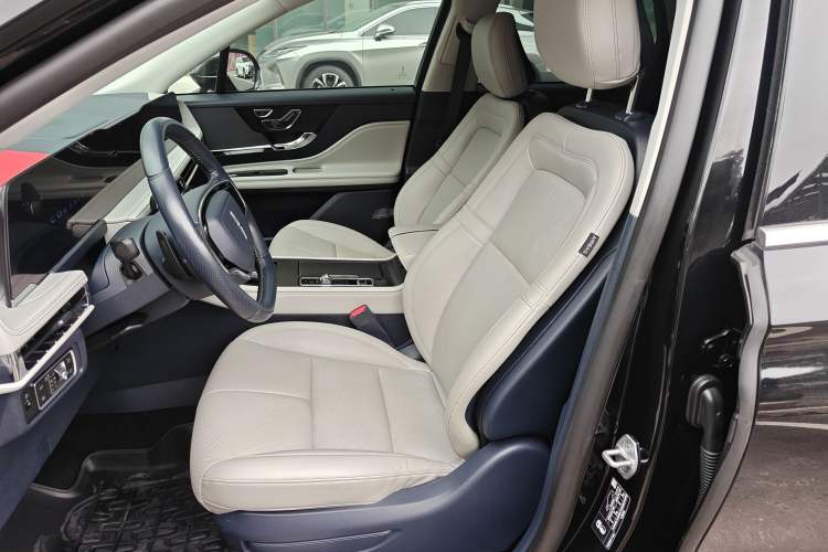 Used Lincoln Corsair 2023 2.0T Two-Wheel Drive Luxury Edition