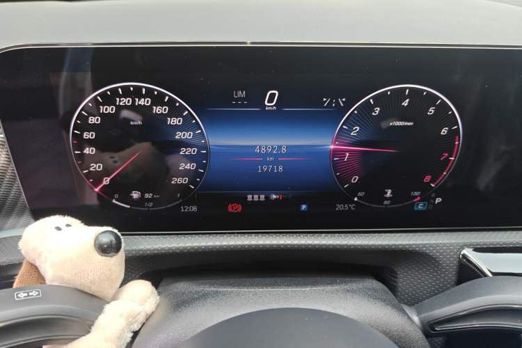 Used Mercedes-Benz A-Class 2023 A 200 L Fashion Model Instrument Cluster