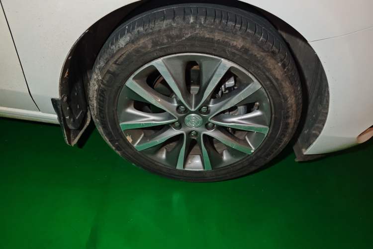 Used Buick GL6 2021 323T Mild Hybrid Connect Luxury Model Exterior 1