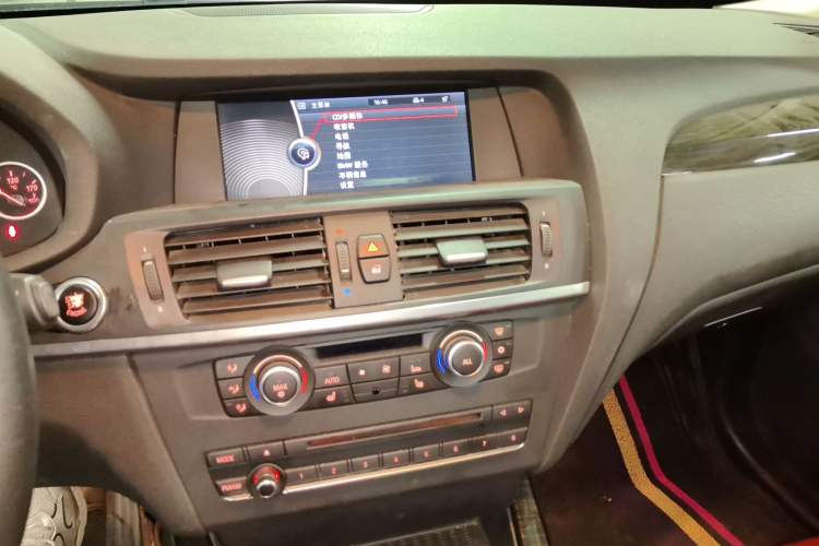 Used BMW X3 2011 xDrive28i Luxury Model