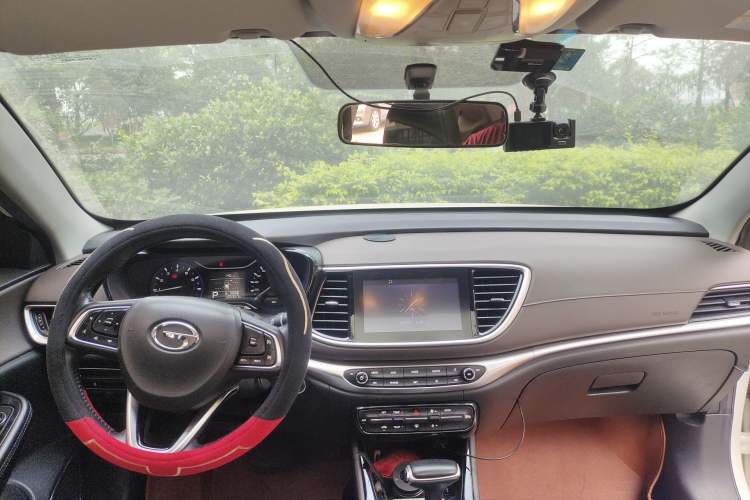 Used GAC Trumpchi GA4 2018 200T Automatic Luxury Edition Center Console