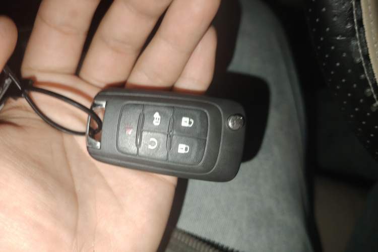 Used Buick GL8 2013 3.0L GT Luxury Business Haoya Edition
