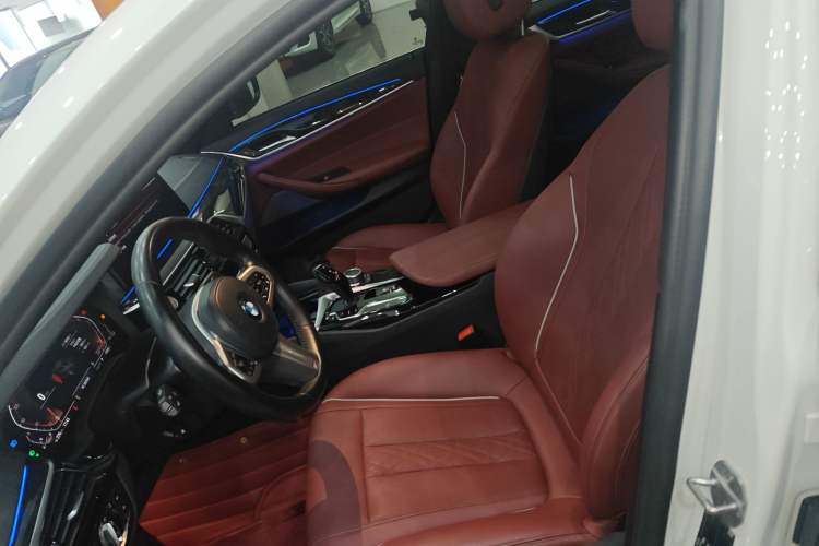 Used BMW 5 Series 2022 Restyled 525Li M Sport Package