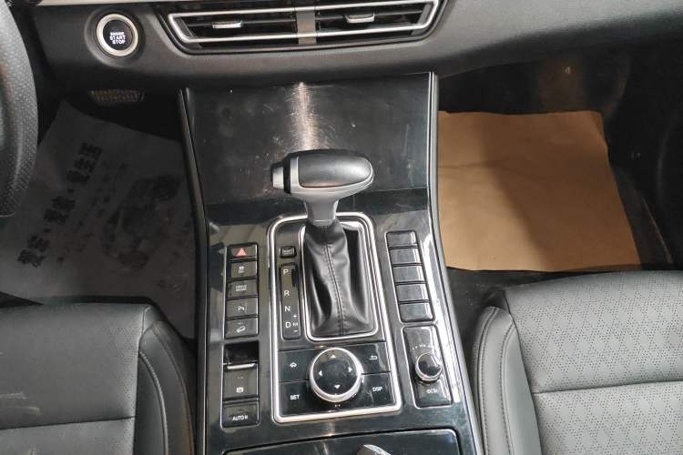 Used Dongfeng Fengon ix7 2020 2.0 TGDI Automatic Two-Wheel Drive Urban Luxury Edition