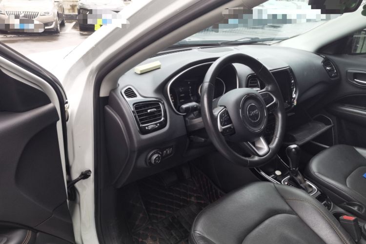 Used Jeep Compass 2017 200T Automatic Prestige Edition Driver Seat