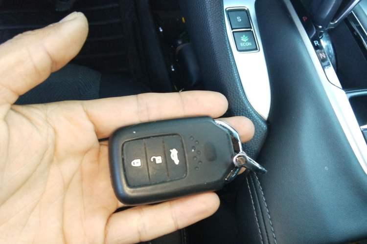 Used Honda Avancier 2019 240TURBO Two-Wheel Drive Elite Edition Vehicle Key